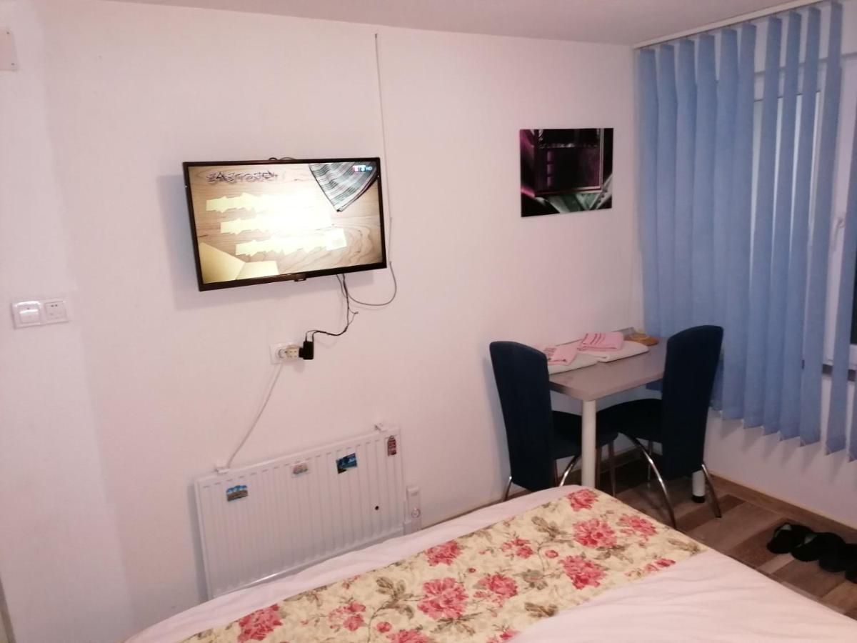 Excellency Apartmani Μπάνια Λούκα Εξωτερικό φωτογραφία