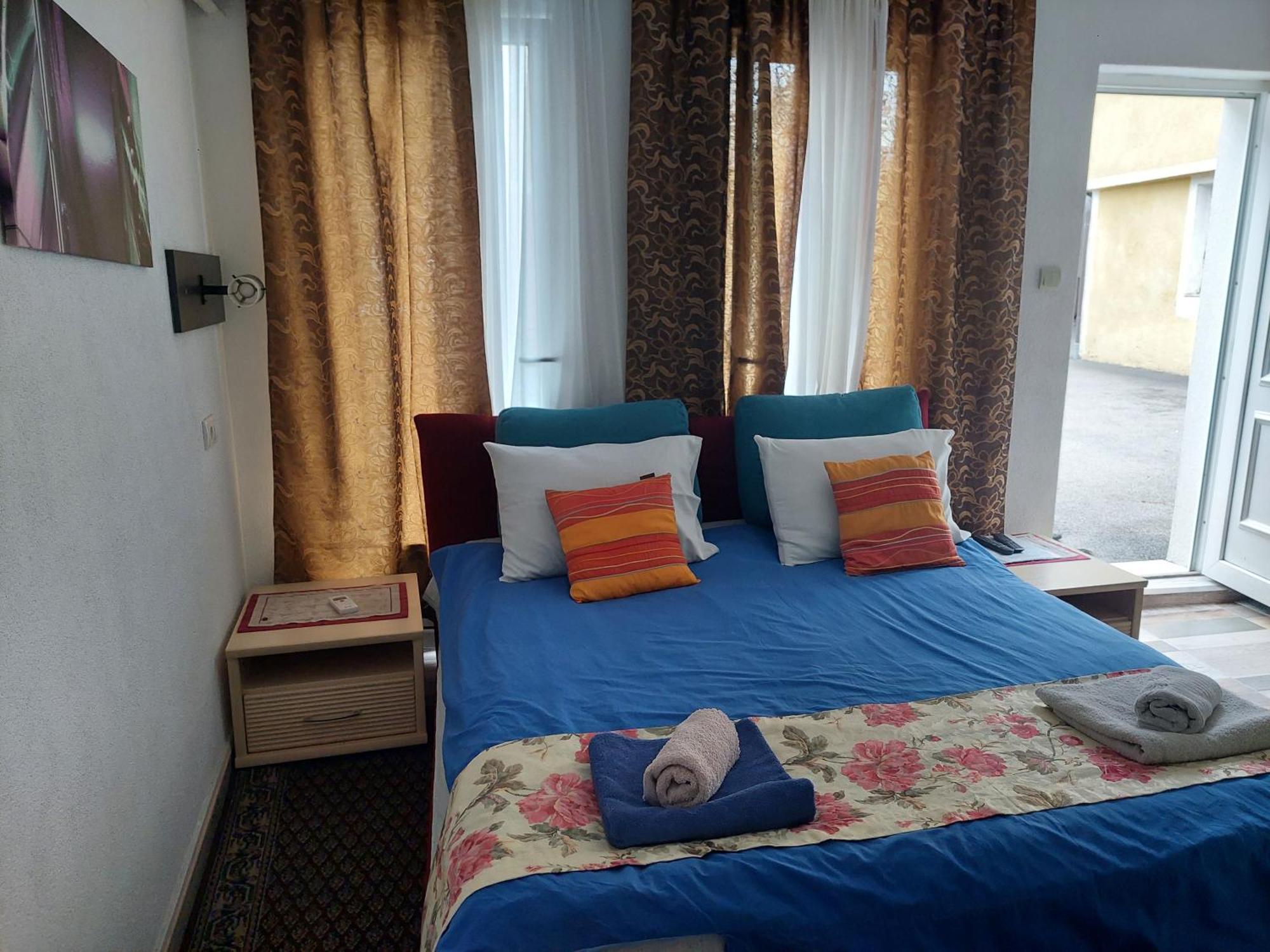 Excellency Apartmani Μπάνια Λούκα Δωμάτιο φωτογραφία