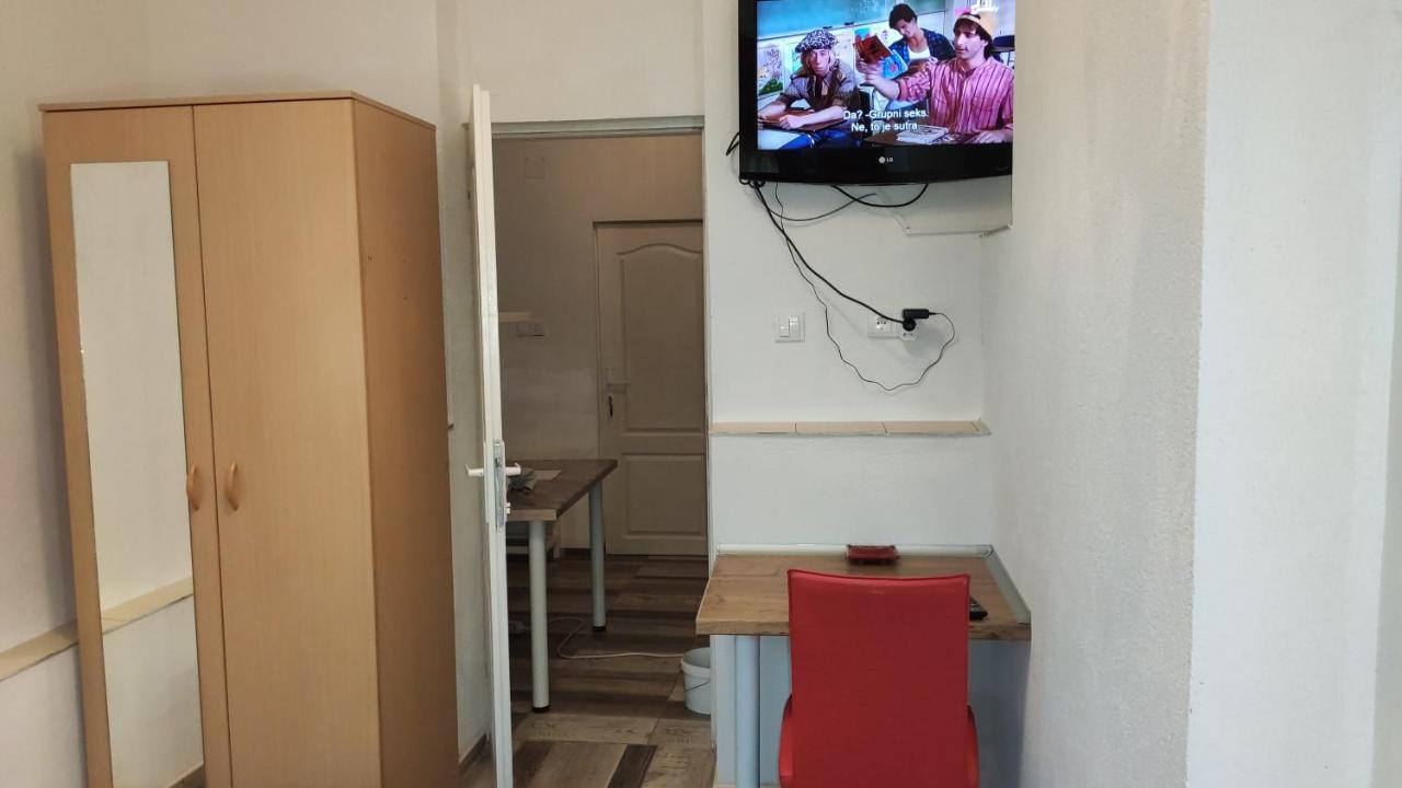 Excellency Apartmani Μπάνια Λούκα Εξωτερικό φωτογραφία